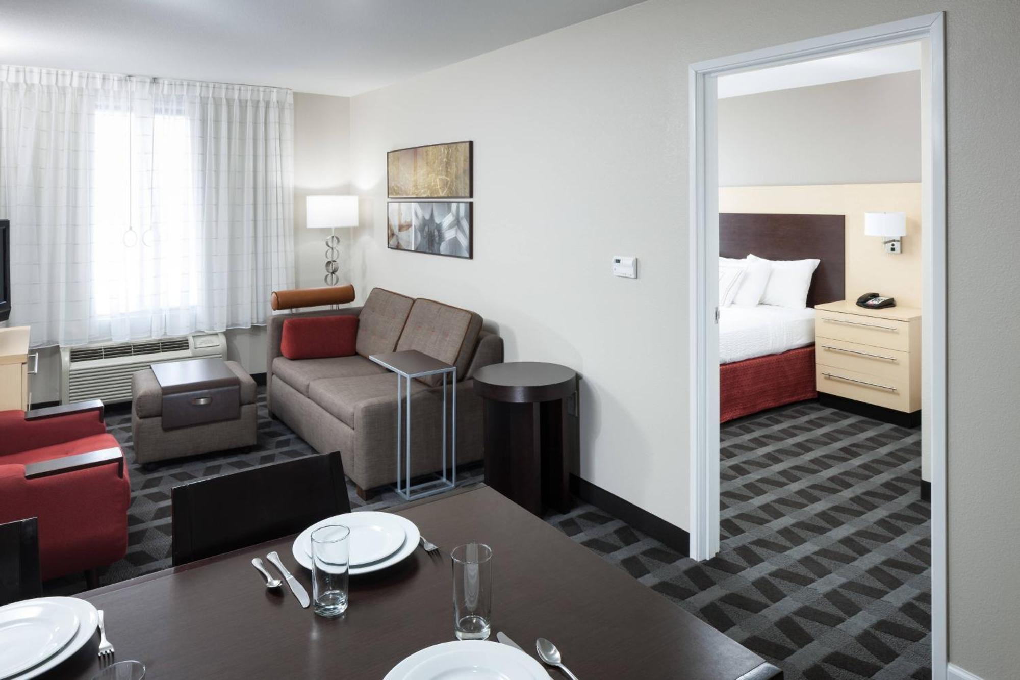 Towneplace Suites Columbia Southeast / Fort Jackson Exterior photo
