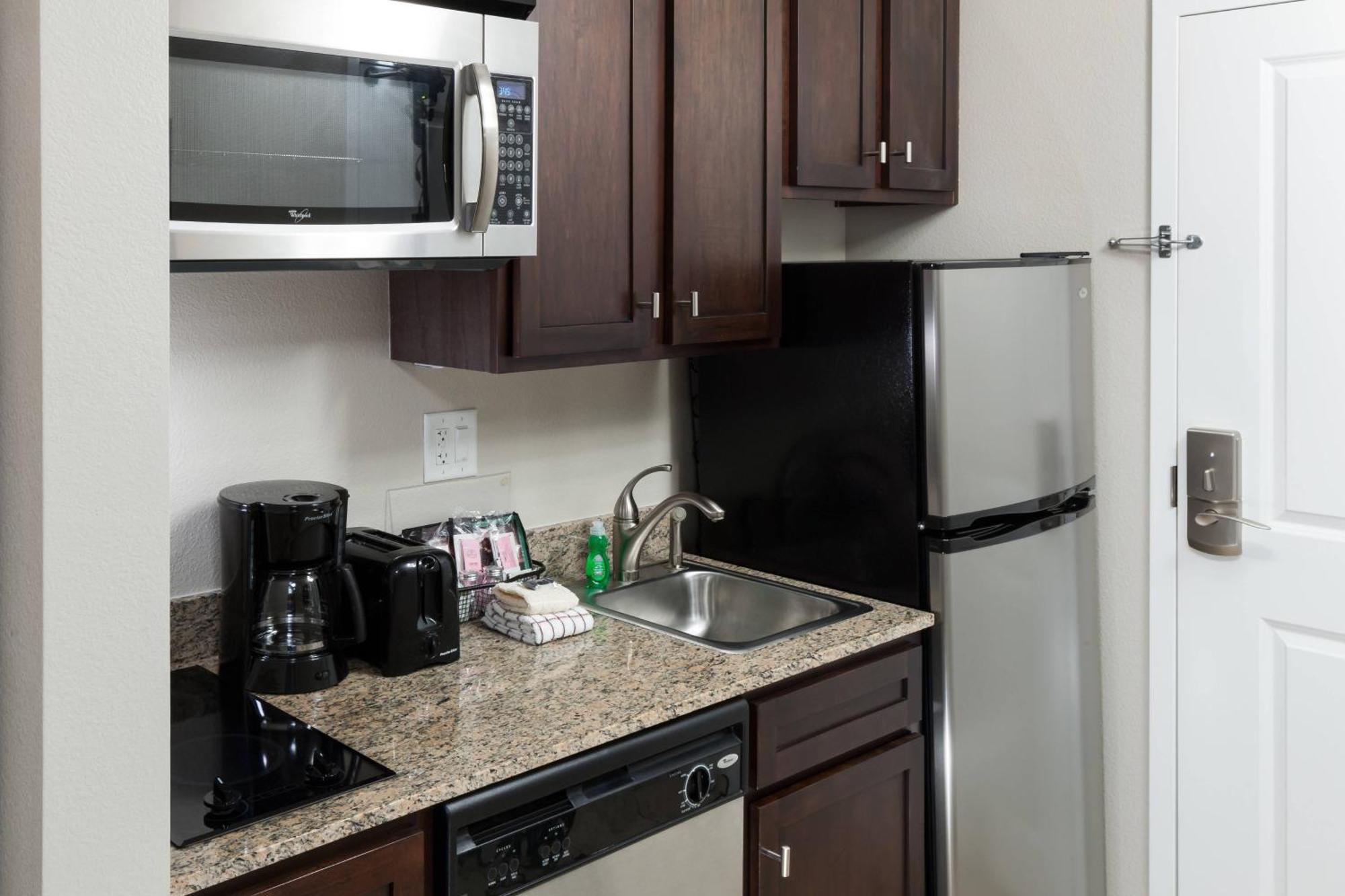 Towneplace Suites Columbia Southeast / Fort Jackson Exterior photo
