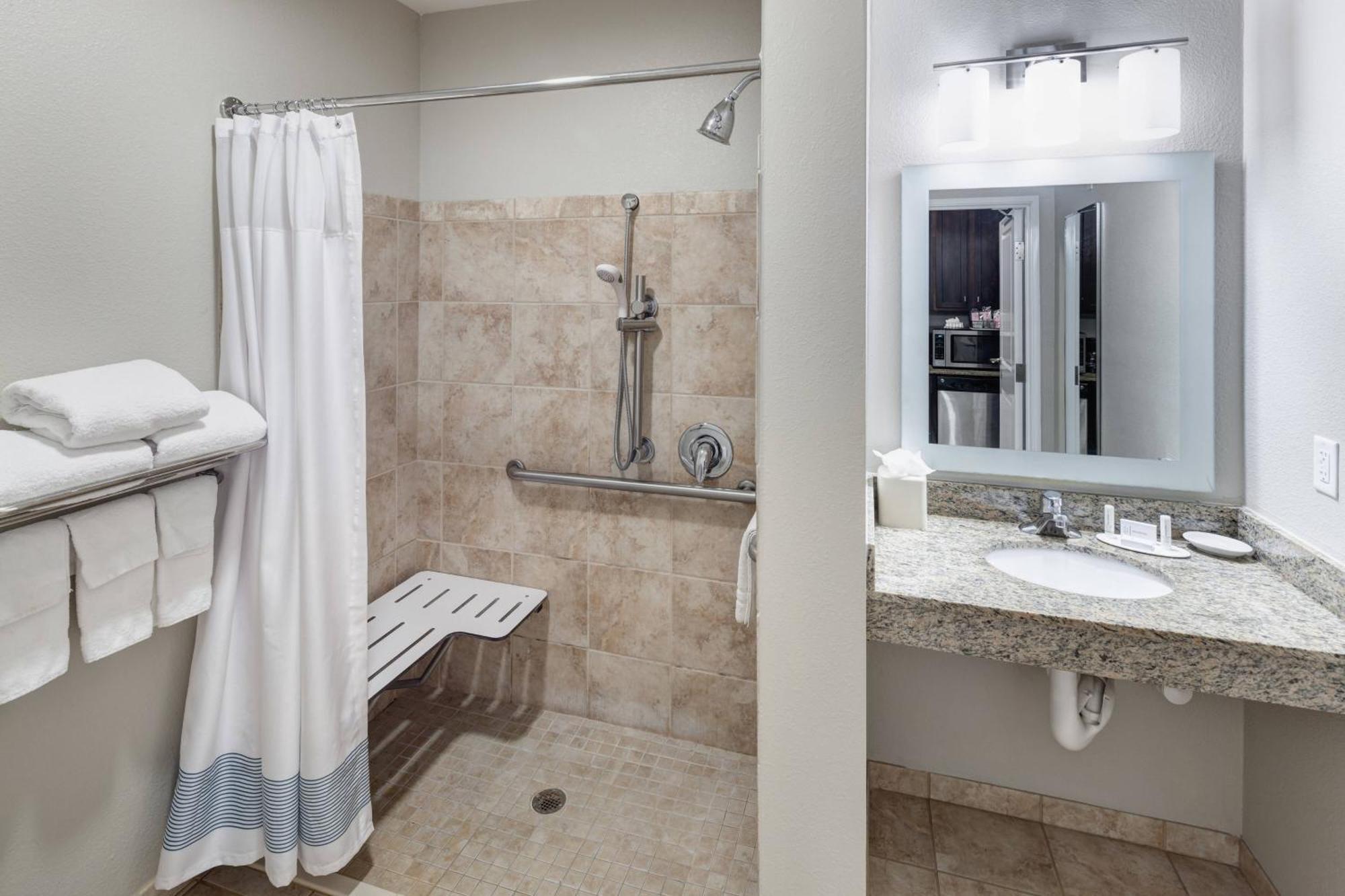 Towneplace Suites Columbia Southeast / Fort Jackson Exterior photo